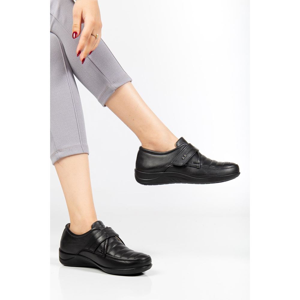 201 Siyah Hakiki Deri Ortopedik Topuk Dikeni Özellikli Comfort