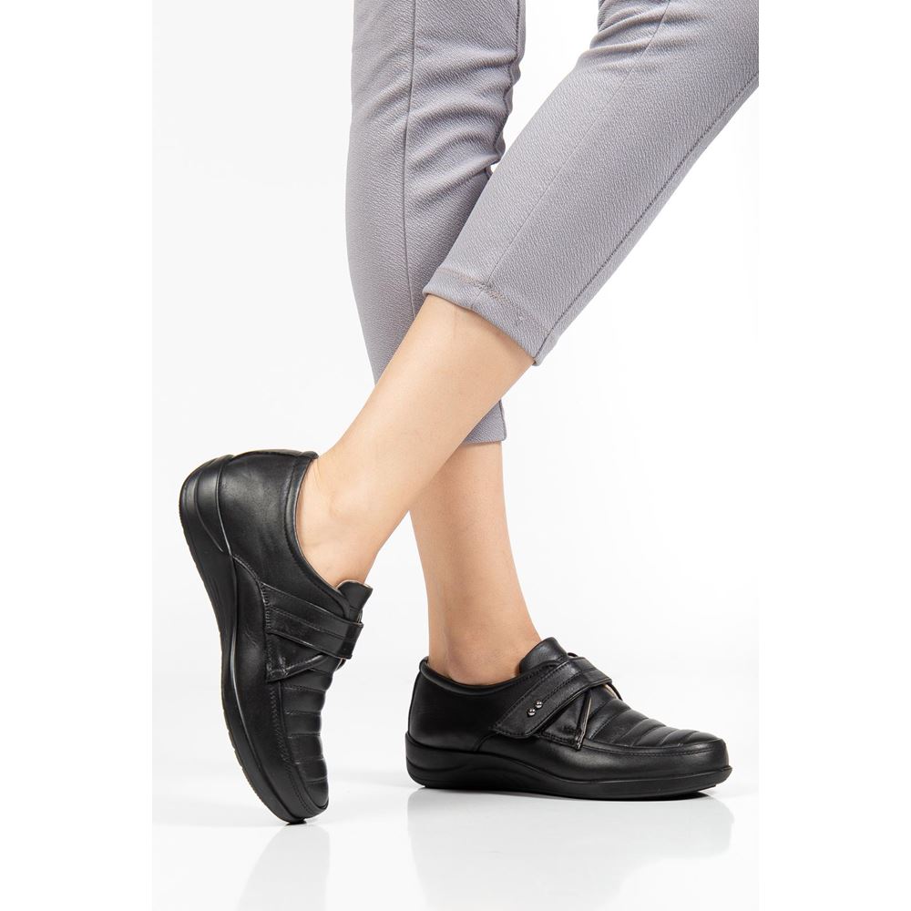 201 Siyah Hakiki Deri Ortopedik Topuk Dikeni Özellikli Comfort