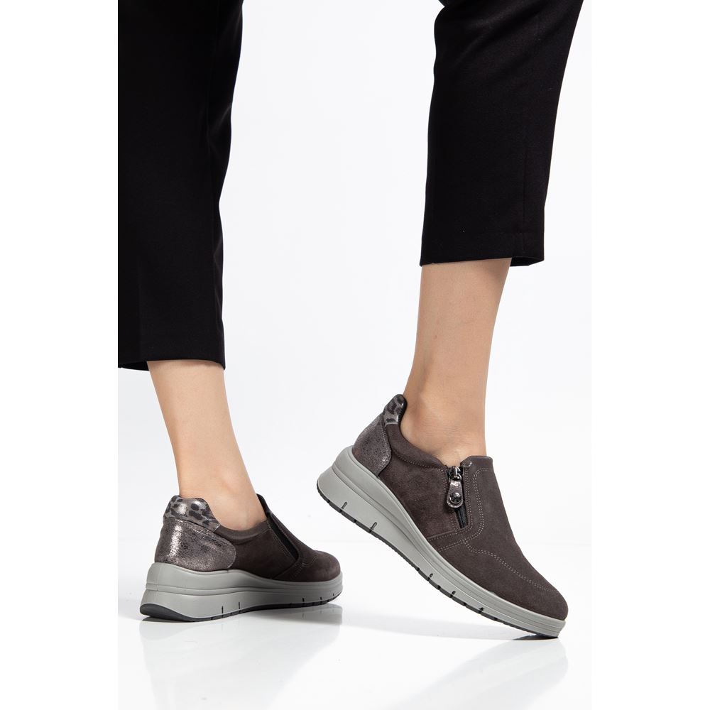 856151 GREY MAC ITALY  COMFORT