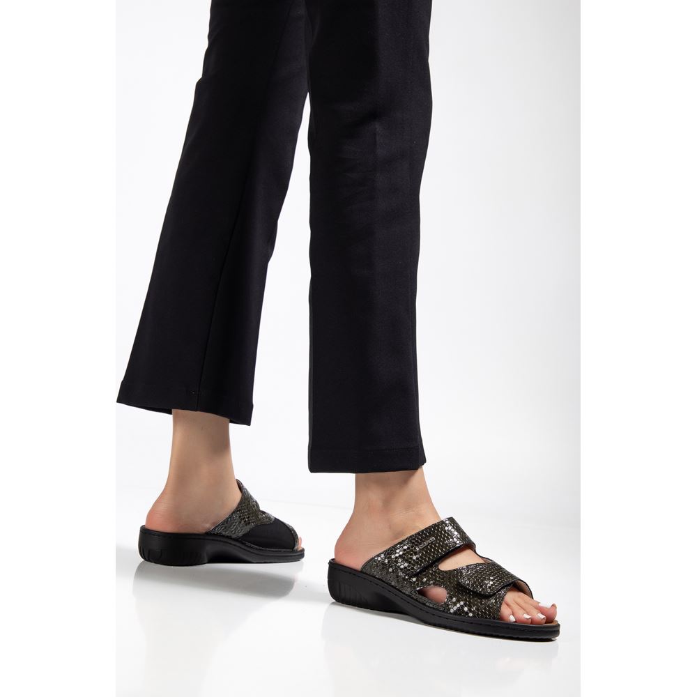 381 KOYU HAKİ ç Tabanı Çıkan Halluks Valgus Bunyon Kemik Çıkıntısına Özel Hakiki Deri Ortopedik Terlik