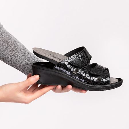 1365808 SİYAH TURTLE TABANI ÇIKAN HAKİKİ DERİ ORTOPEDİK TERLİK