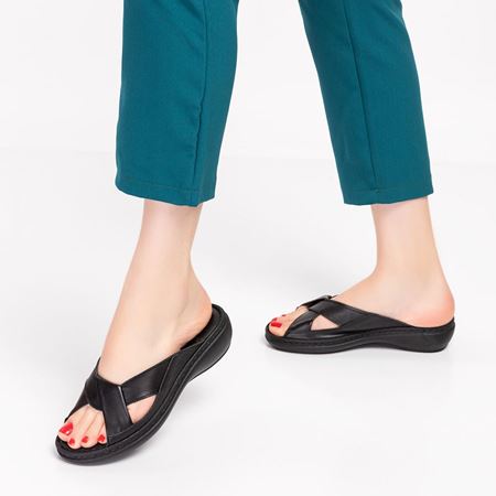 203 SİYAH MASAJ TABANLI TERLİK