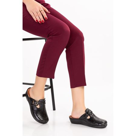 825 SİYAH Tabanı Çıkan Hakiki Deri Ortopedik Terlik