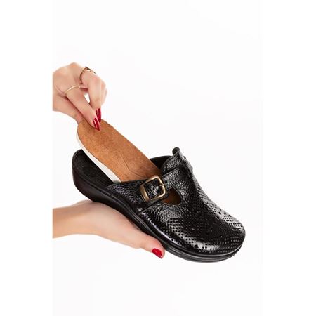 825 SİYAH Tabanı Çıkan Hakiki Deri Ortopedik Terlik