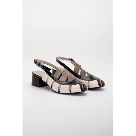 6120 Siyah Bej Hakiki Deri Kadın Ortopedik Ayakkabı